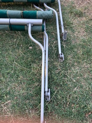 Toldo de tela y metal