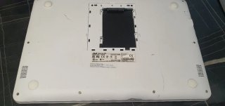 Portátil ASUS L502M