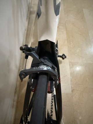 Bicicleta de carretera Fuji SST 2.0