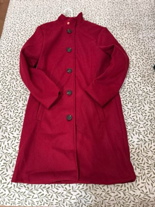 Abrigo rojo elegante