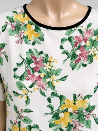 Camiseta Ramos Florales Mujer. T.M (38). Lefties