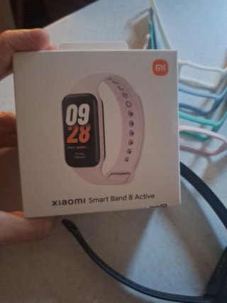 Xiaomi Smart Band 8 Active - Negro y Rosa