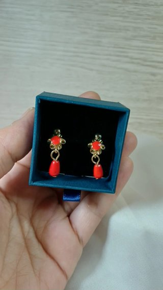 Pendientes Vintage Cubanitas Chapado Oro y Coral