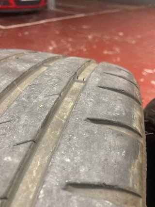 Neumáticos Michelin Pilot Sport PS4 S 225 40 18