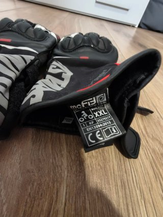 Guantes Moto Invierno Negros y Rojos