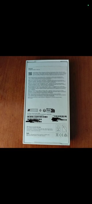 Caja y cable original iPhone 16