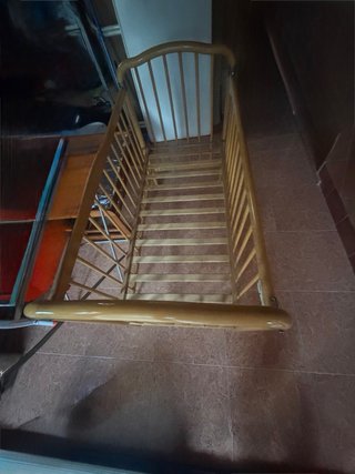 Cuna de madera para bebé