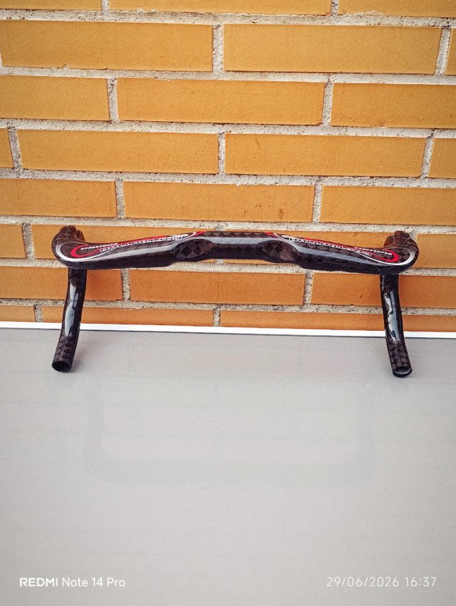 Manillar CARBONO COSTANTINO 420mm y 440mm. NUEVO.