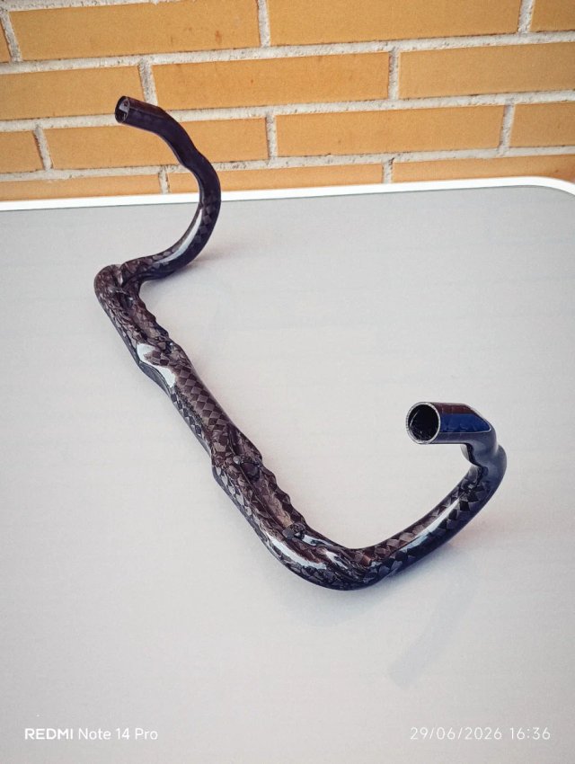 Manillar CARBONO COSTANTINO 420mm y 440mm. NUEVO.