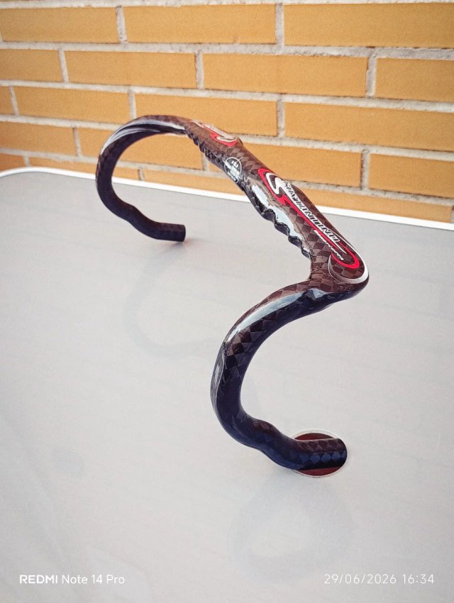 Manillar CARBONO COSTANTINO 420mm y 440mm. NUEVO.