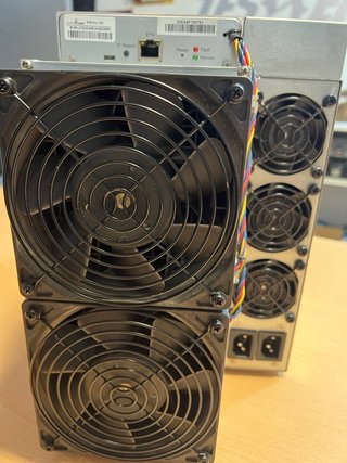 Antminer S19K Pro 120TH – Estado impecable