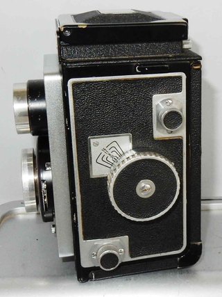 1817-Cámara ZEISS IKON IKOFLEX I - funda - TLR