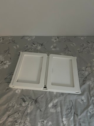 Mesa plegable IKEA blanca para cama
