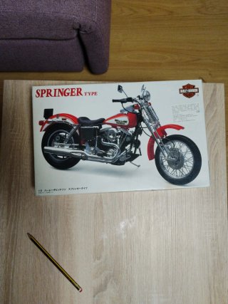 Dos Maquetas Harley Davidson Strip Type 1/12