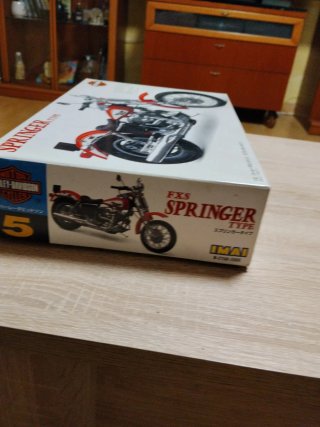Dos Maquetas Harley Davidson Strip Type 1/12