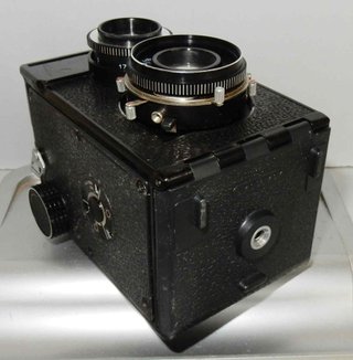 1816- Cámara LUBITEL - 6 x 6 cm