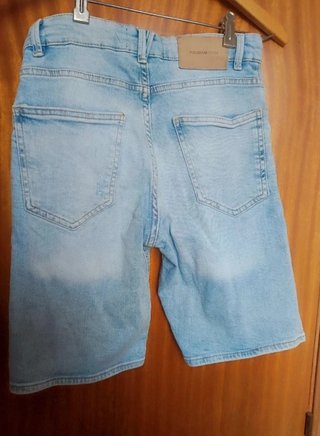 Bermuda Vaquera Rotos Pull&Bear Talla 36