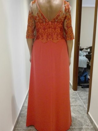 Vestido fiesta boda madrina color coral