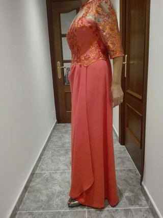Vestido fiesta boda madrina color coral