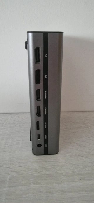eGPU GMKtec AD-GP1 Oculink USB4 RX 7600M XT