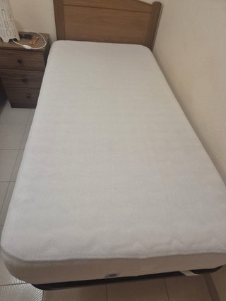Habitación completa con 2 camas.