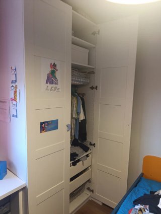 Armario 2 puertas ikea.
