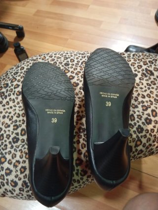 Zapatos Negros tacón marca PAULA SORIANO No 39