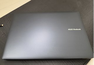 Asus Vivobook 18.4" AMD Ryzen 7 260 1TB 32G RAM