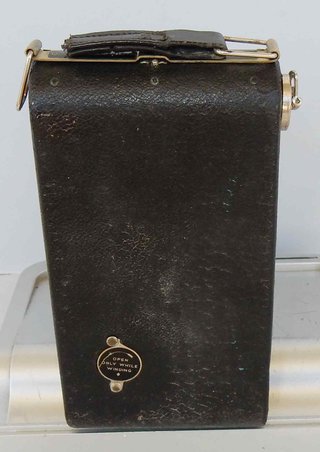 1801- Cámara KODAK JIFFY SIX 20 - funda