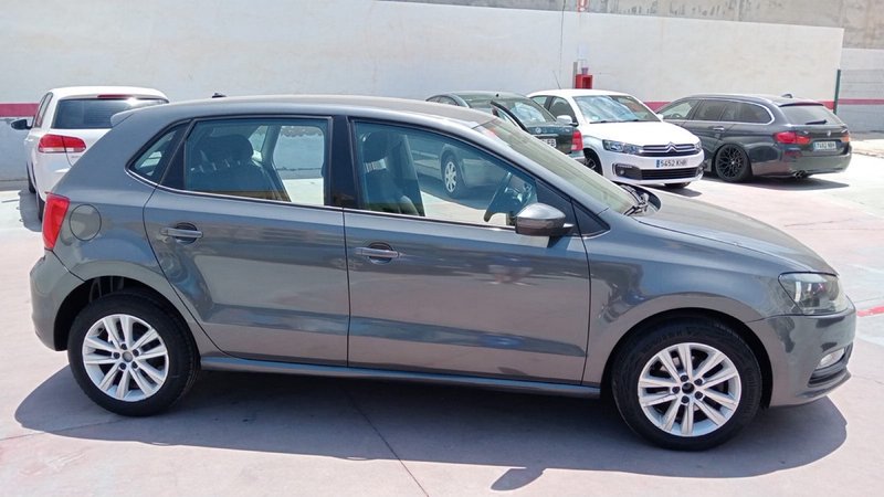 Volkswagen Polo 2017 - foto 1