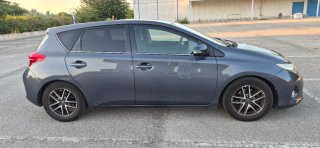 Toyota Auris 2015