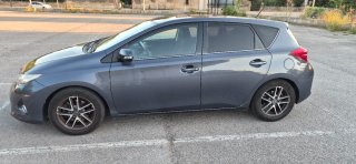 Toyota Auris 2015