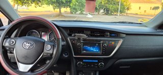 Toyota Auris 2015
