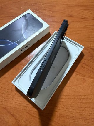 iPhone 16 Pro Max 512GB Space Gray
