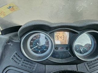 Vendo moto piaggio x 125 evo.