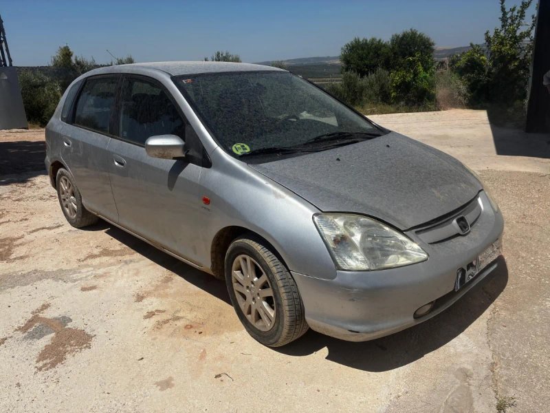 Honda Civic 2002 con problemas de culata - foto 1