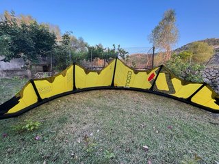 (Rebajado! )kite Ozone Race V10 9m barra incluida