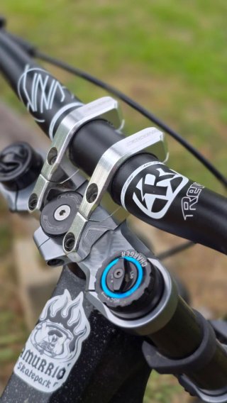 YT Tues Freeride / Downhill