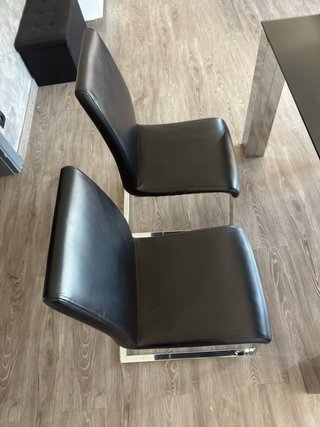 Mesa y 4 Sillas Comedor Diseño Moderno