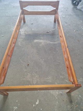 Cama de madera Pino