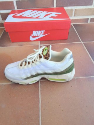 Zapatillas Nike Air Max 95 Verde y Blanco