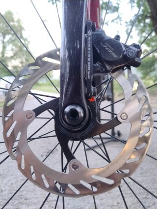 ~Bici de Carretera MEGAMO NEVO 30 2026 E-DISC 12v~