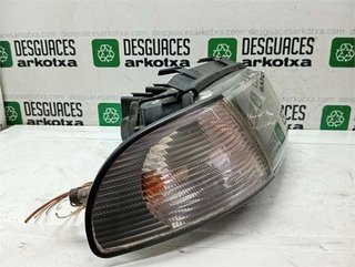 Faro y piloto derecho A4 B5
