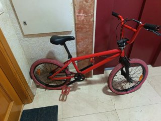 Bicicleta estilo americano roja