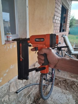 Grapadora Neumática Truper