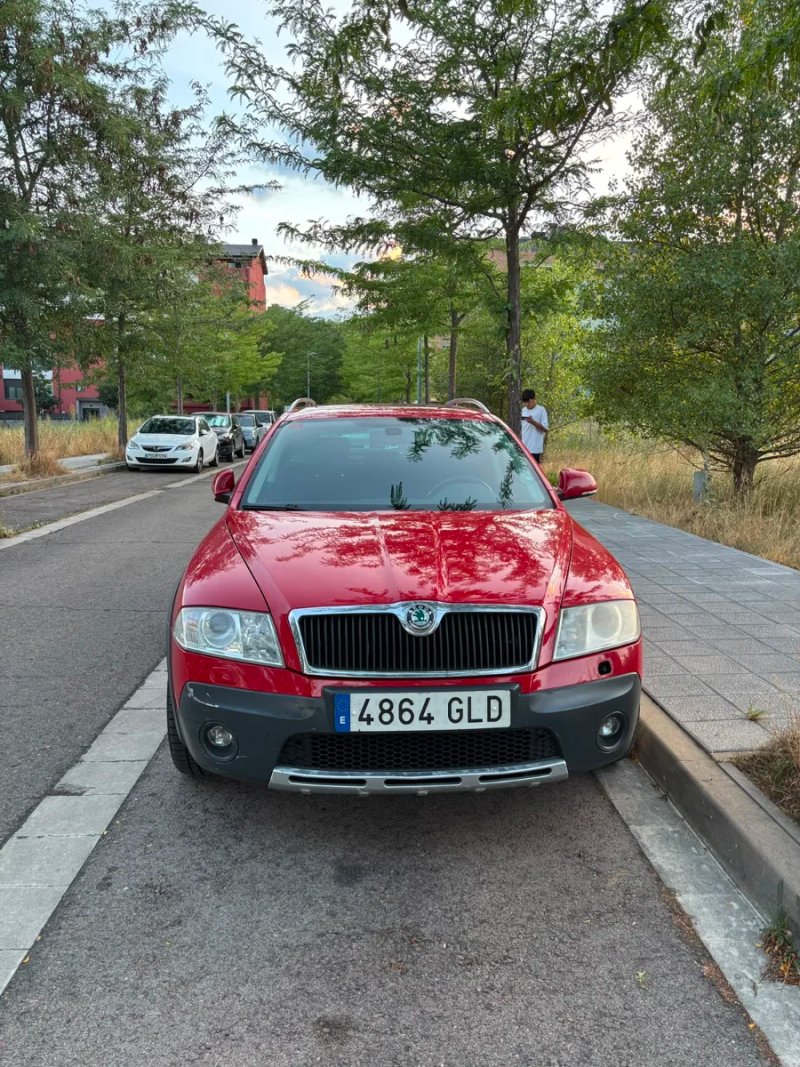 Skoda Scout 2009 - foto 1
