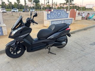 Kymco super dink 300i