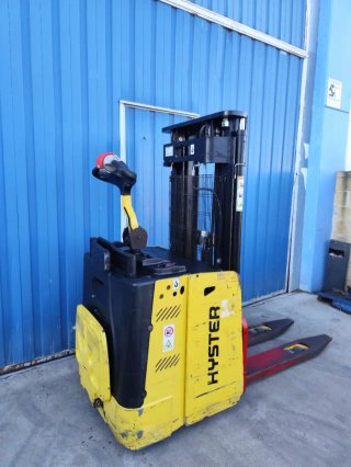 Apilador Eléctrico Hyster