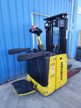 Apilador Eléctrico Hyster