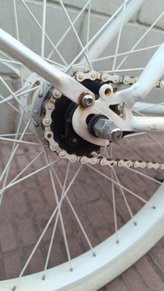 Bicicleta de paseo blanca